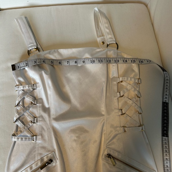 Corset style dress - Picture 9 of 11